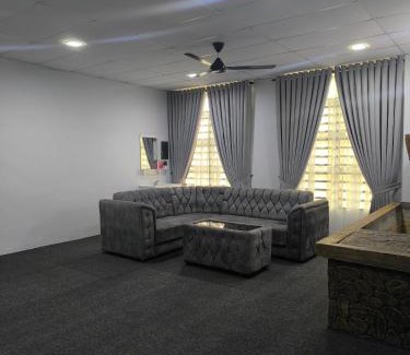 Kuala Berang Hotel | Mann Maju Inn & Hotel Kuala Berang
