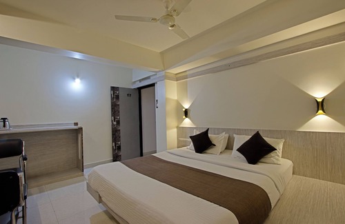 Mysore Hotel | MANNARS RESIDENCY