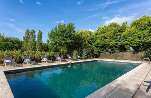 Varennes sur Loire Villa | Manoir Anoir - Three Bedroom Villa, Sleeps 6