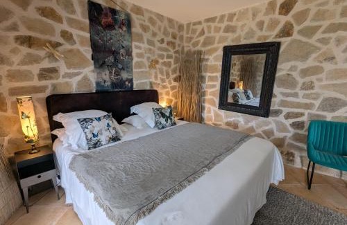 Sainte-Fortunade House | Manoir de Chantemerle