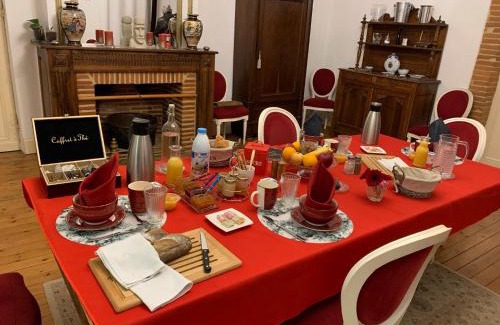 Montauban House | Manoir de la Gravette, Maison & Table d'Hôtes