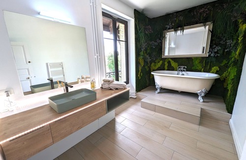 Parentignat Hotel | Manoir des Reves Sauvages