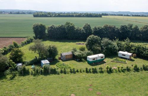 Margon House | Manoir du Bois Joly - Roulotte Vintage