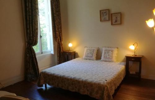 Merles Bed & Breakfast | Manoir Larcouillet