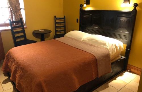 Marieville Hotel | Manoir Ramezay