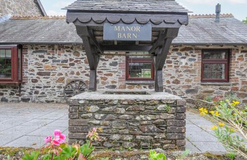 Saltash House | Manor Barn