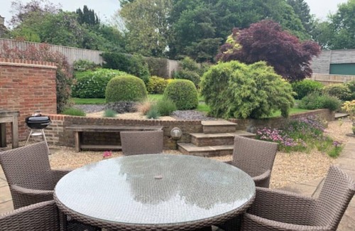 Lund House | Manor Barn - Large Barn Conversion With Hot Tub .