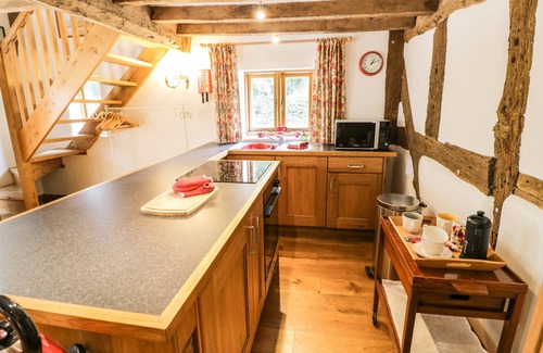 Little Stretton Cottage | Manor Cottage