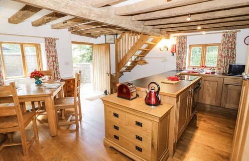 Little Stretton Cottage | Manor Cottage