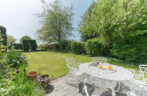 Eckington House | Manor Cottage
