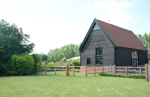 Saxmundham House | Manor House Barn, Peasenhall