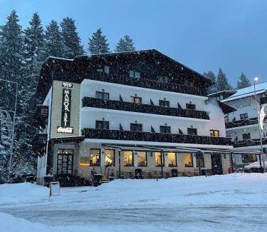 Predeal Hotel | Manor Ski Hotel