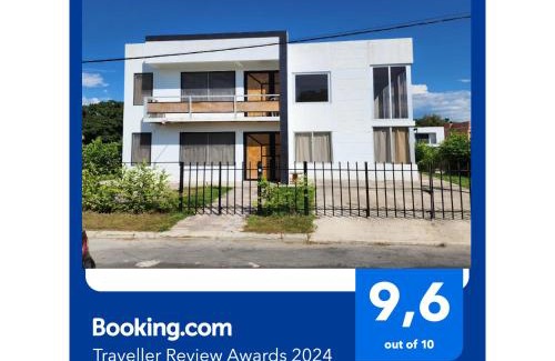 Melgar Villa | Mansión con piscina privada Villa Guiomar