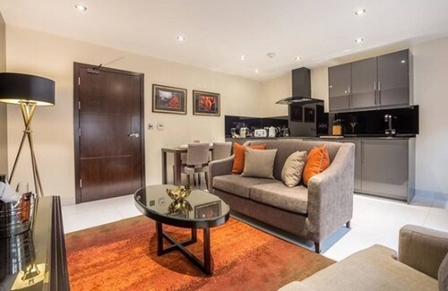 Leeds City Center Apartment | Mansio Suites The Headrow