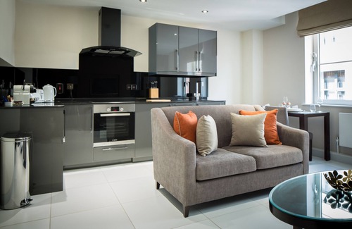 Leeds City Center Apartment | Mansio Suites The Headrow