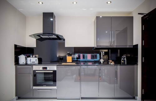 Leeds City Center Apartment | Mansio Suites The Headrow