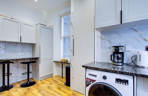 St. Johns Wood Apartment | Mansion Apartment