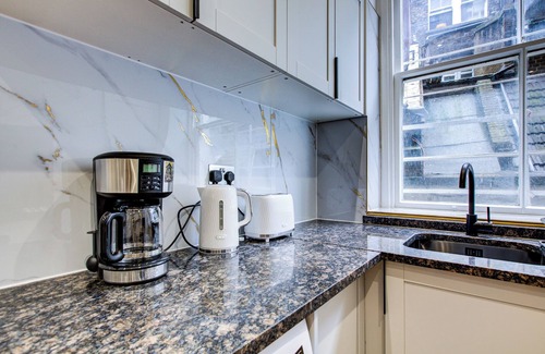 St. Johns Wood Apartment | Mansion Apartment