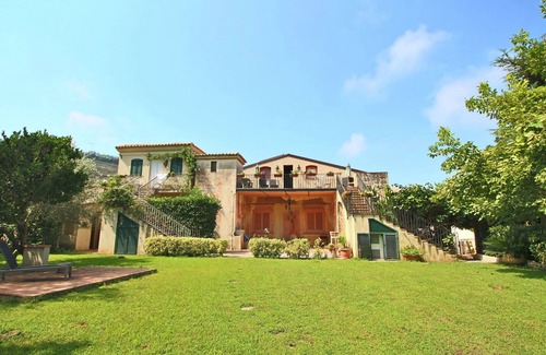 Fitili Villa | Mansion in Parghelia near Coast of the Gods