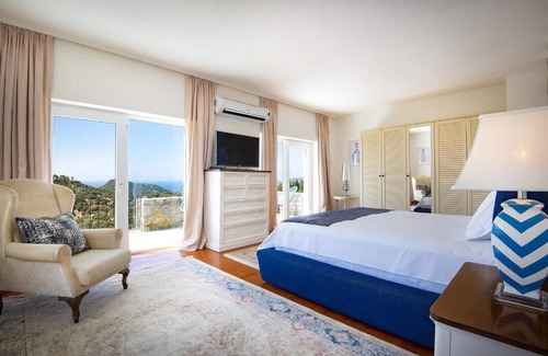 Dagbelen Villa | Mansion in Yalikavak Hills Extreme Privacy Uninterrupted SeaViews