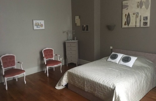 Conde-sur-Noireau Other | Mansion of the 1000 Shuttles (private mansion)