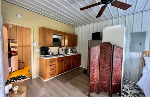 Morgantown Apartment | Mantra Bungalow at Asana Lake Retreat