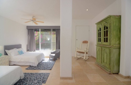 Manzanillo Villa | Manzanillo Private Community with staff 4 bedrooms ocean view