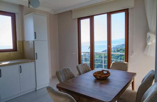 Akcaabat House | Manzarasıyla Büyüleyen Lüx villa