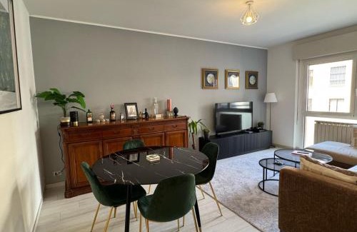 Lecco Apartment | Manzoni House - Large Central Apartment