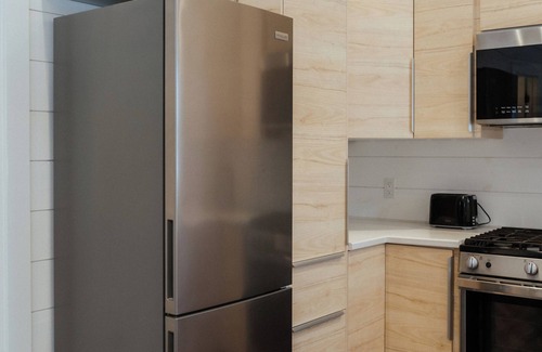 Scotia Cottage | Maple Haven at Algonquin Woods, Lake Front Cottage