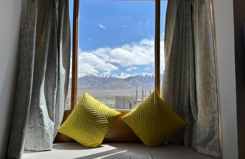 Leh Hotel | Maple house ladakh