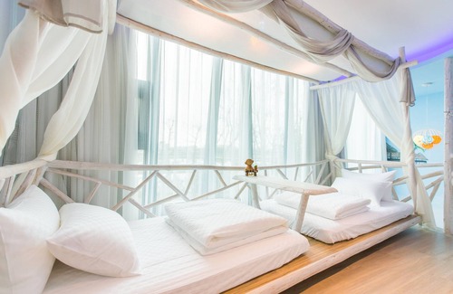 Dongshan House | Maple House Riverside