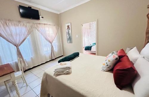 Britstown House | Mar-Zel guesthouse