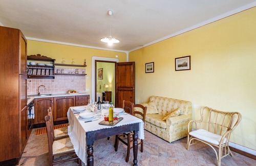 Castelfiorentino Apartment | Maramaldo GalloNero, Shared Pool, Chianti, Castelfiorentino, Italy