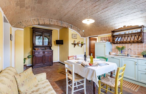 Castelfiorentino Apartment | Maramaldo Morellino, Shared Pool, Chianti, Castelfiorentino, Italy