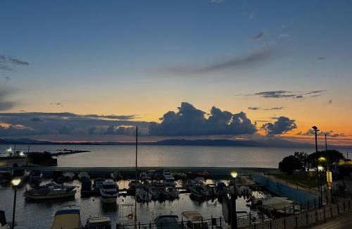 Nea Makri Apartment | Marathon Coast-Seafront Luxury Apartments