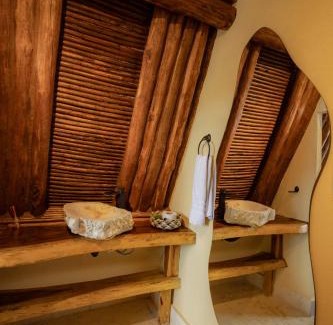 Covenas Hotel | Marbelha Safari Beach