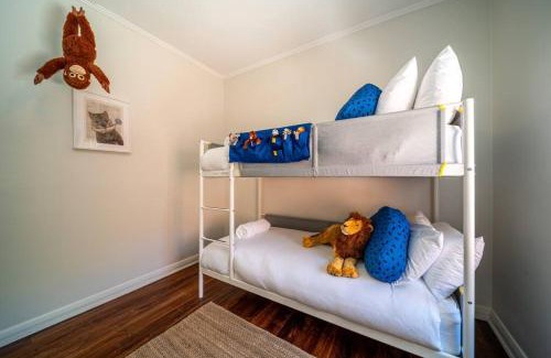 South Plympton Villa | Marble at South Plympton - 4BR Modern WiFi