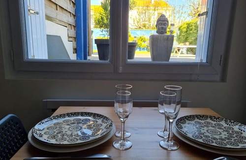 Les Sables d'Olonne House | Marché Arago (3min), plage (8min), jardin clos.