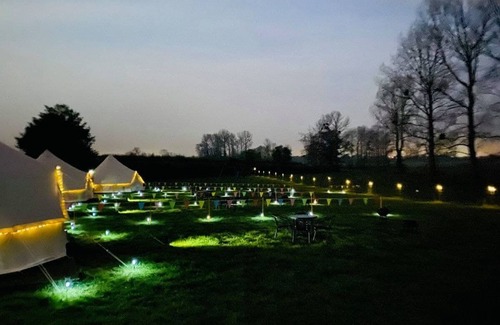 Aldeby Cottage | March Hare is a marvellous shepherd’s hut that sleeps up to four people.