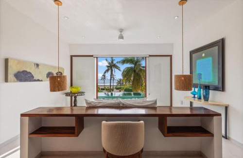 Ixtapa Resort | Marea Beachfront Villa H48