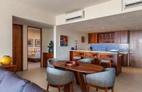 Ixtapa Resort | Marea Beachfront Villa H48