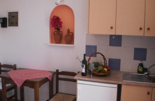 Nea Cryssi Akti Apartment | Margarita Countryside Studios