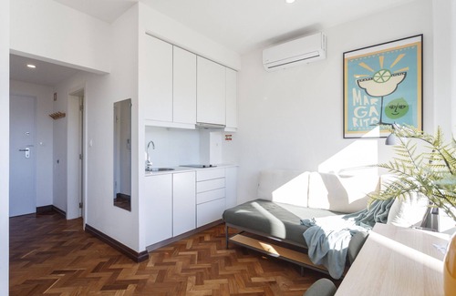 Santo Antonio Apartment | Margarita's Day in Lisbon - by Misha's Place (2C)