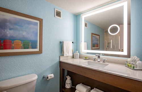 Osage Beach Resort | Margaritaville Lake Resort Lake of the Ozarks