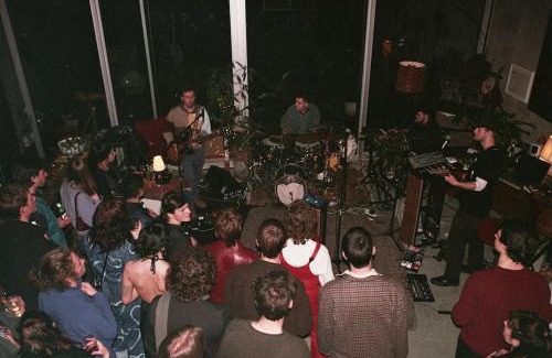 Stationsbuurt Noord House | Mari's: Multifunctional Shelter with big Garden