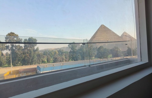 Al Haram Apartment | Maria Pyramids House