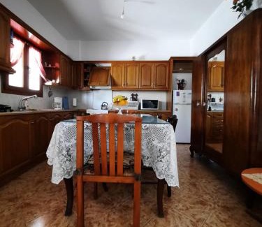 Glinado Apartment | Maria's Village Home