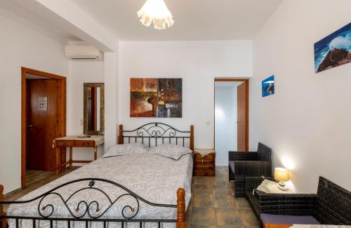 Herronisos Apartment | Maria Studios