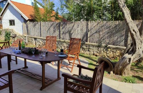 Pirovac House | Marica's Second Home